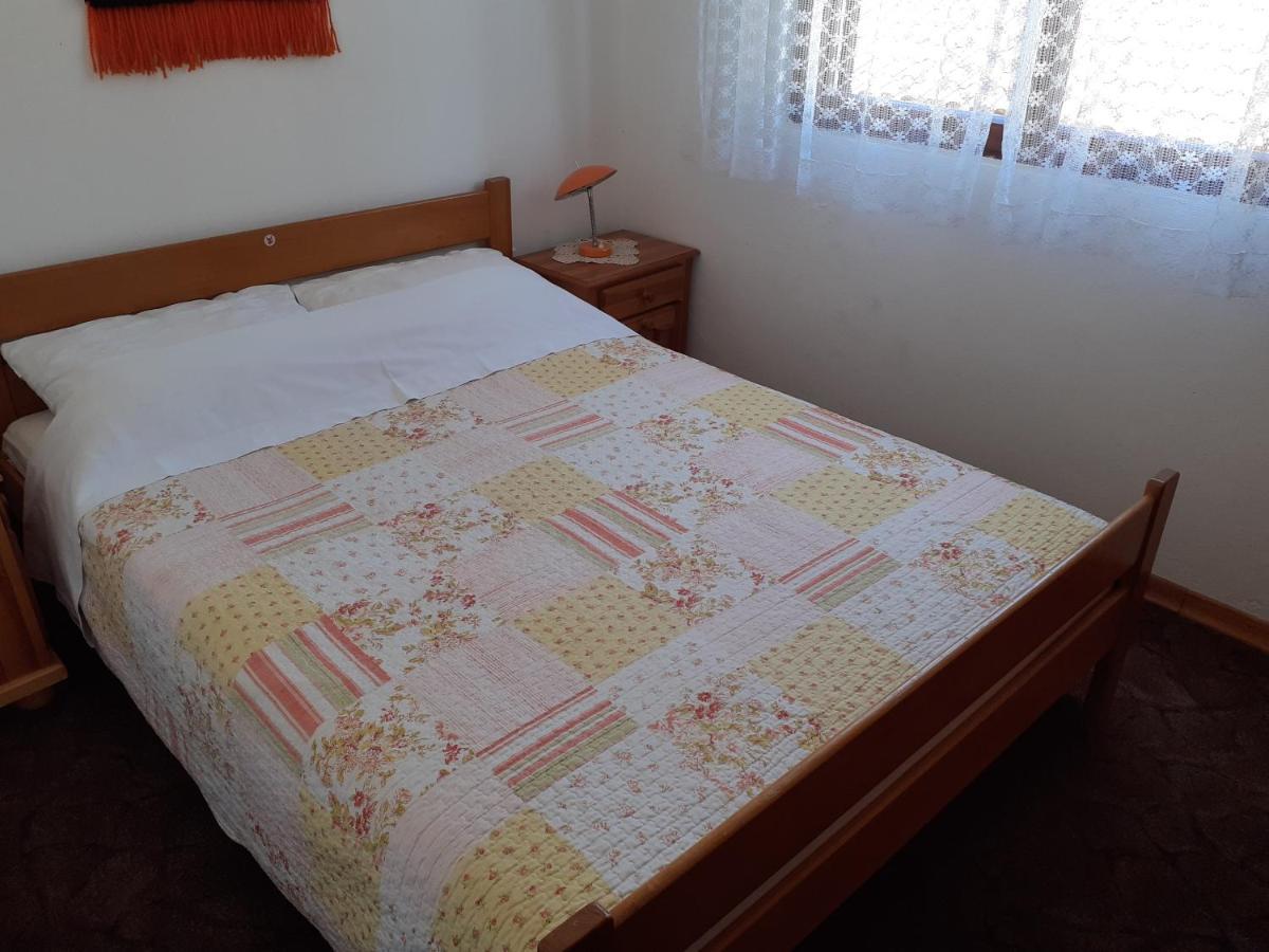 Apartment Simunec Malinska Esterno foto