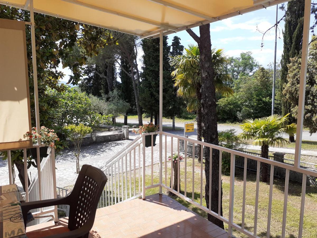 Apartment Simunec Malinska Esterno foto