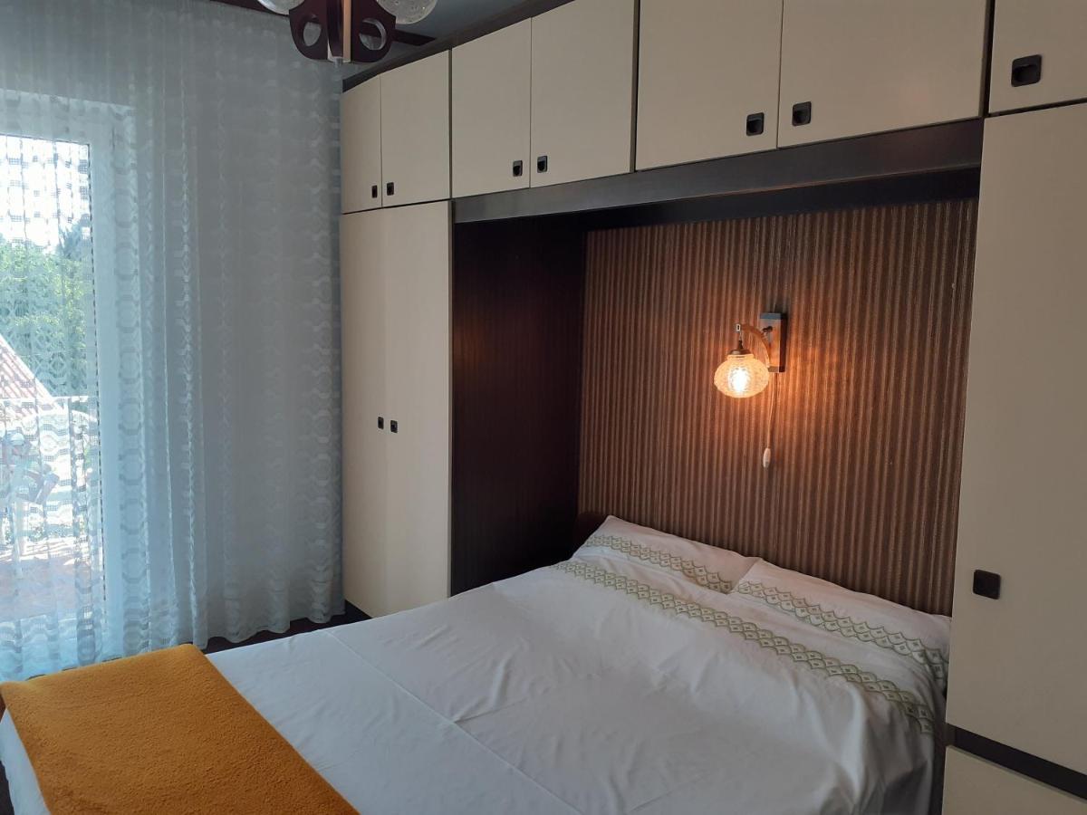 Apartment Simunec Malinska Esterno foto